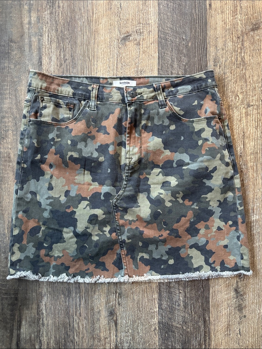 Kensie Camouflage Denim Skirt - Green/Brown/Black. Womens 8 or 29